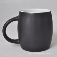 Caneca preta Matte cerâmica